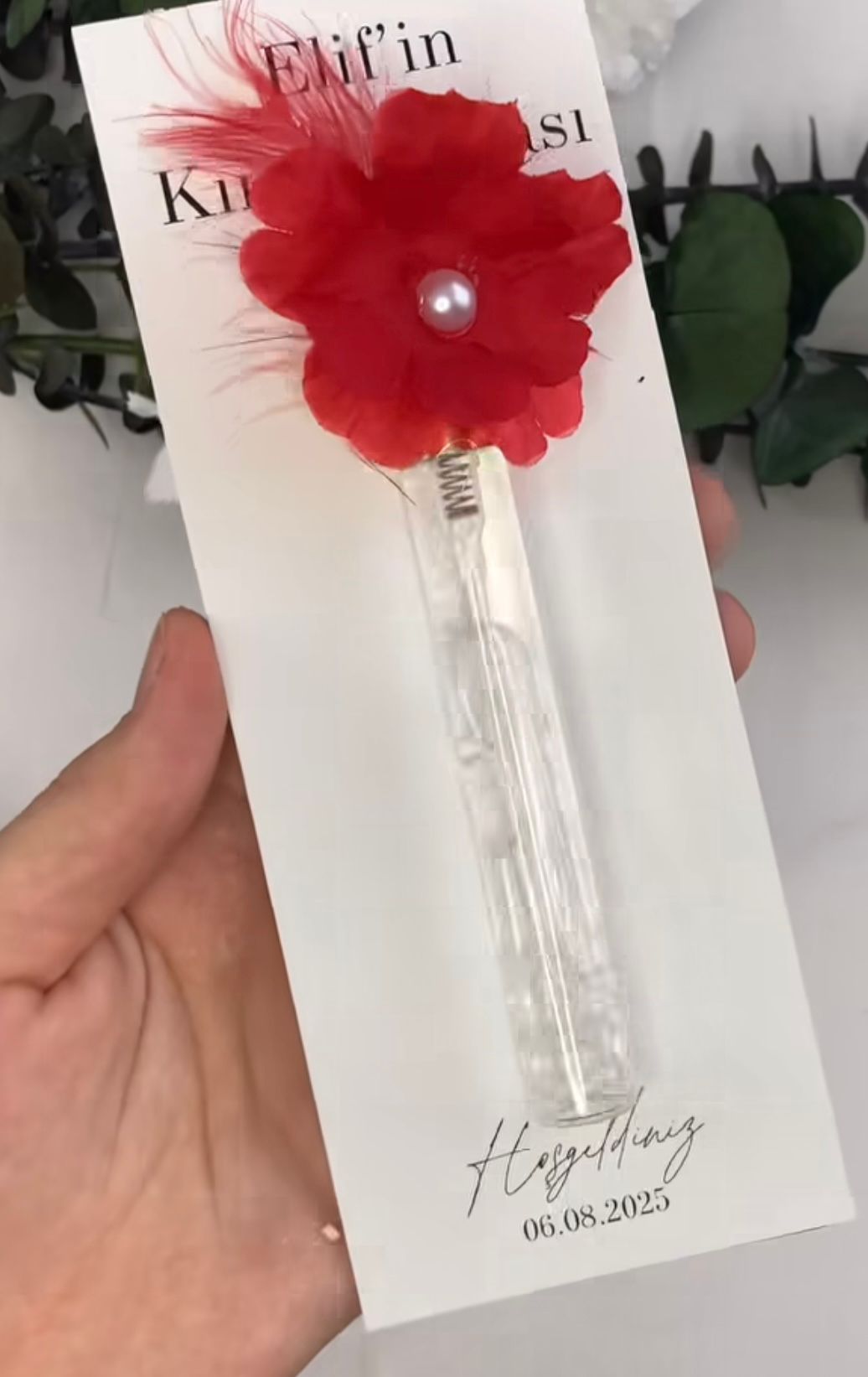 Kırmızı Çiçekli Kokulu Kolonya